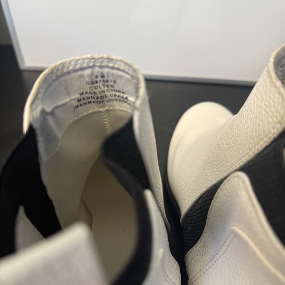 White Pebbled Leather Ankle Boots | Chunky Heel Lug Sole | Modern Minimal Size 8 - Picture 10 of 15
